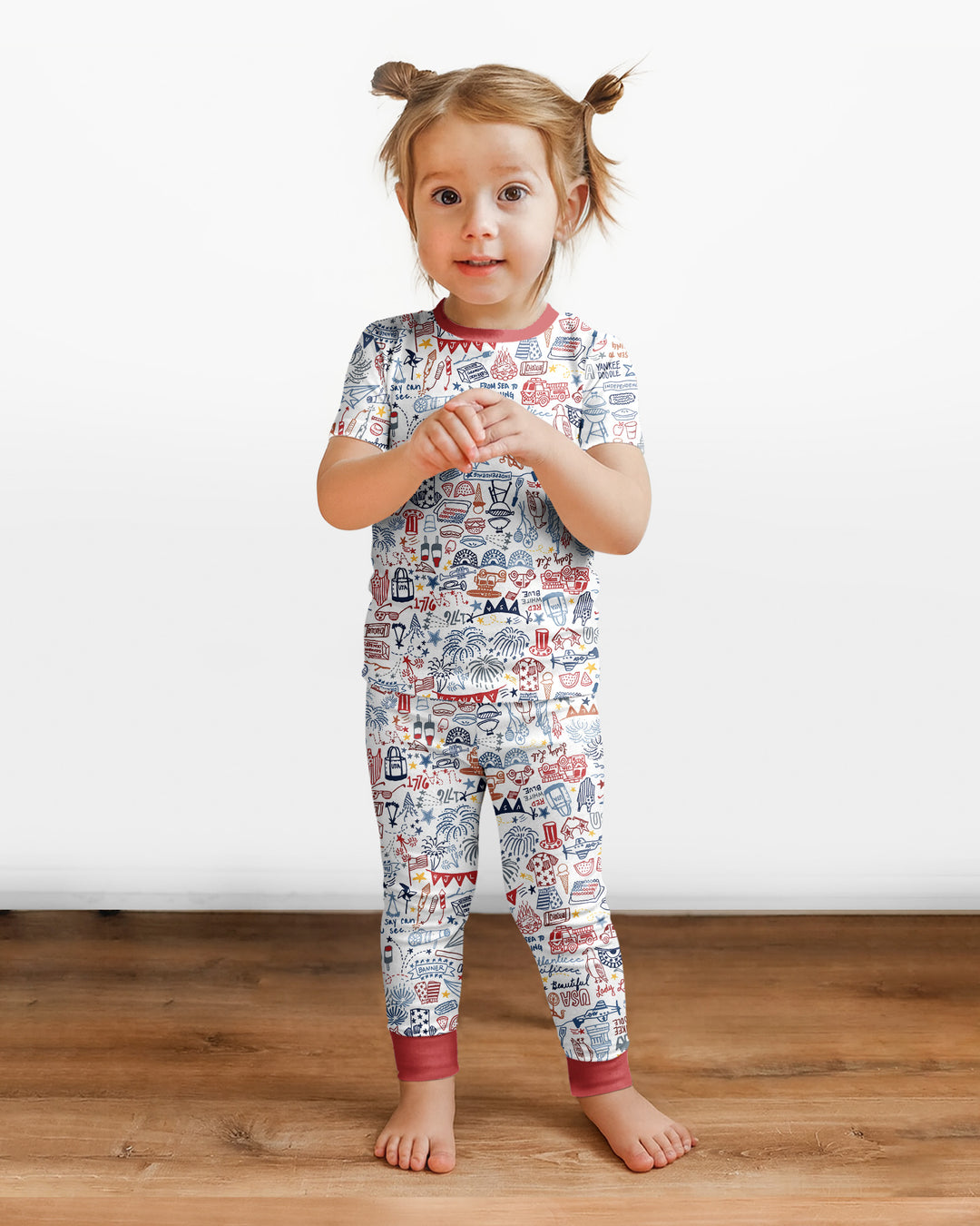 Zweiteiliges, kurzärmliges Pyjama-Set mit Marienkäfern
