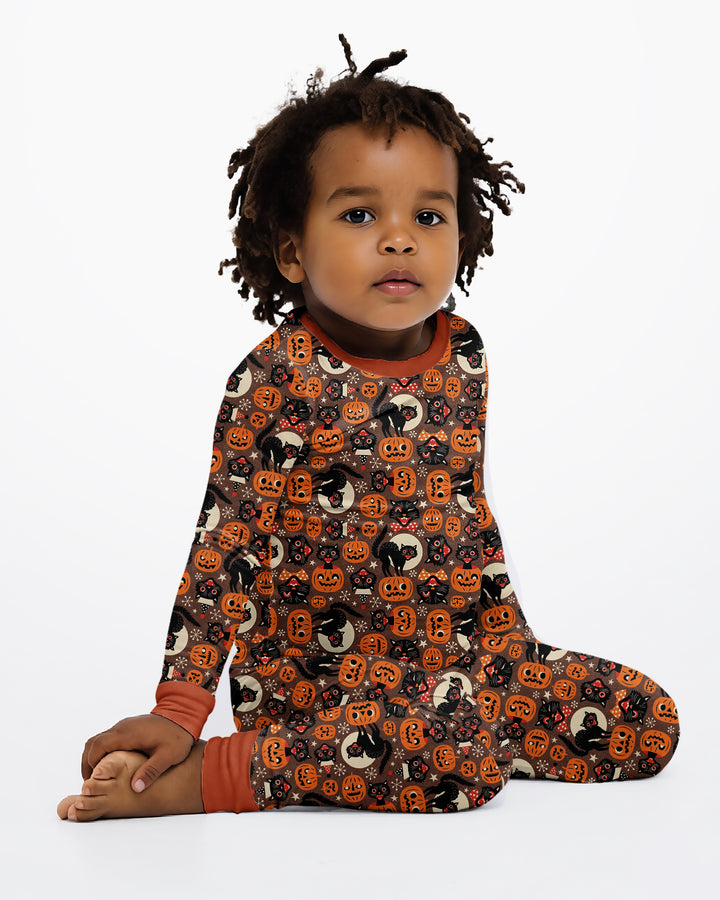 Vintage Halloween Black Cat Pumpkin Bamboo Two Piece Long Sleeve Pajama Set