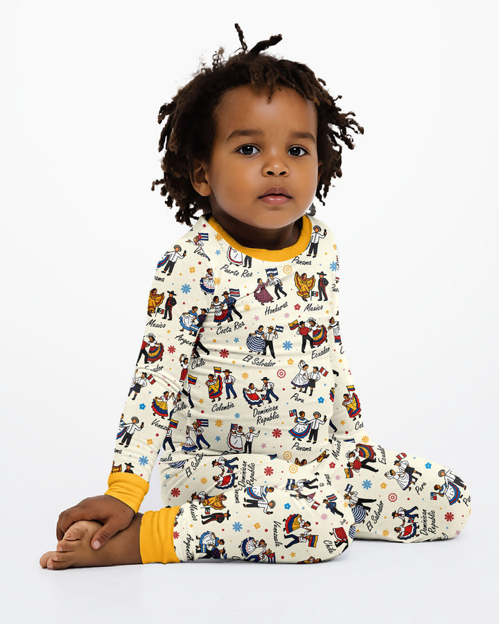 Zweiteiliges Langarm-Pyjama-Set mit Sommerfrüchten