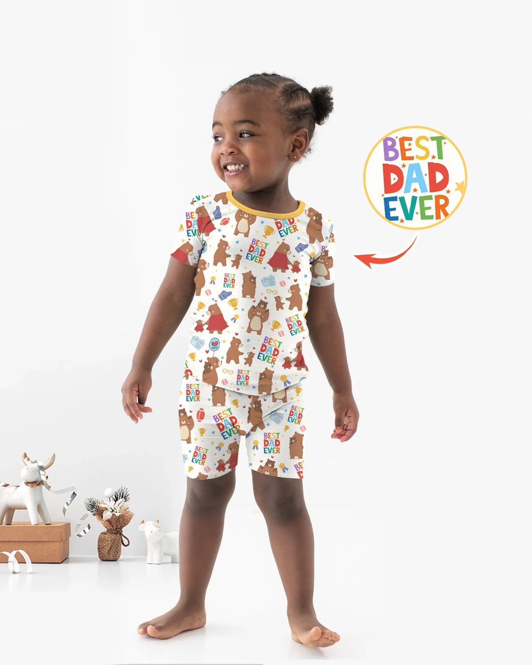 Zweiteiliges Pyjama-Set mit kurzen Ärmeln und Shorts im Sommer-Design