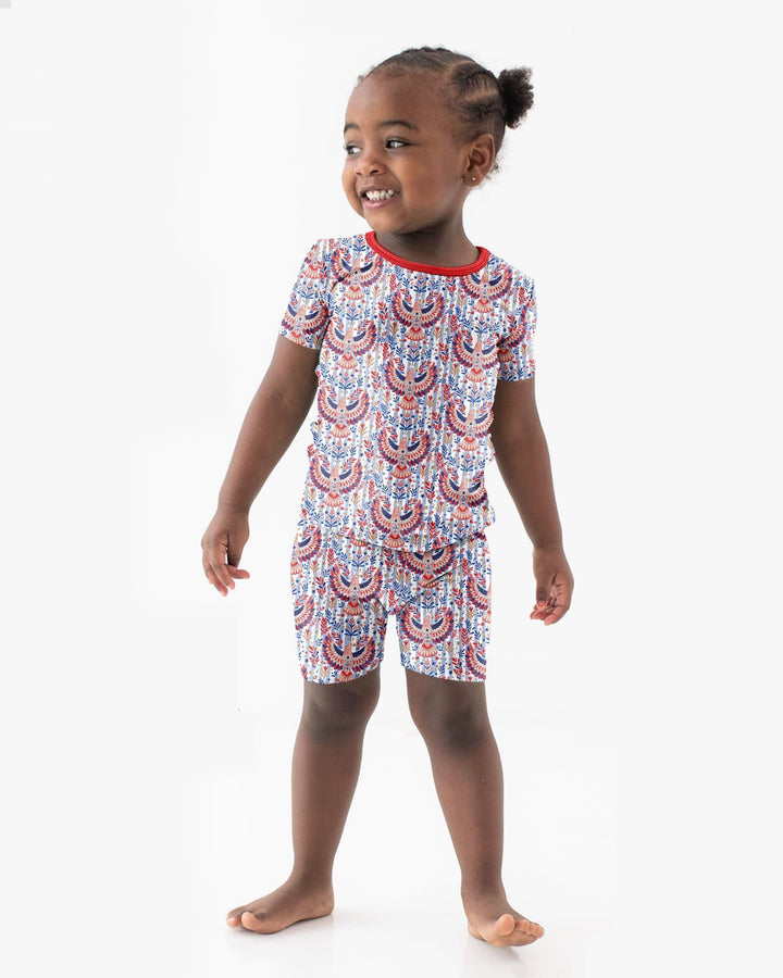 Template Zweiteiliges Pyjama-Set mit kurzen Ärmeln und Shorts