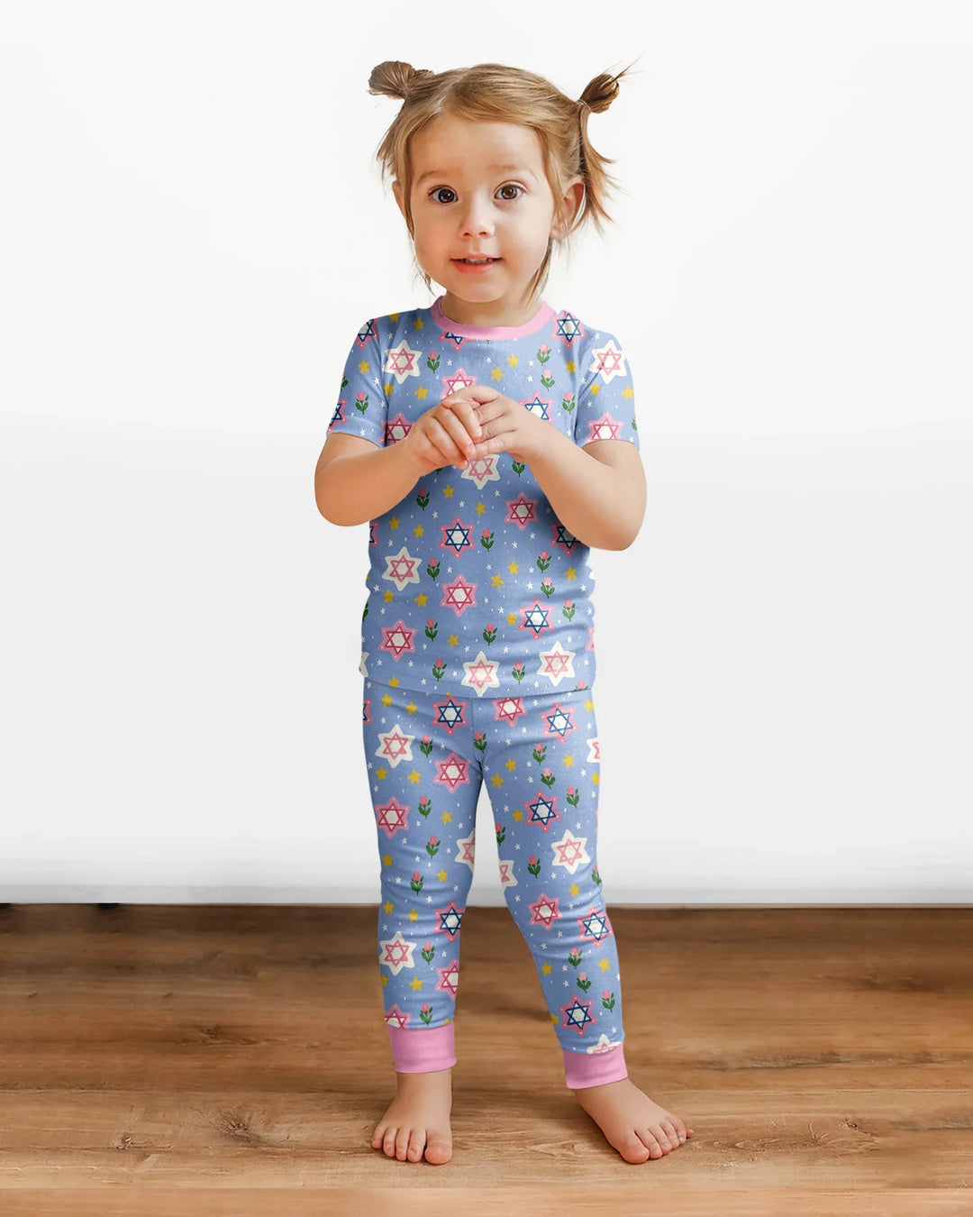 Zweiteiliges, kurzärmliges Pyjama-Set mit Marienkäfern