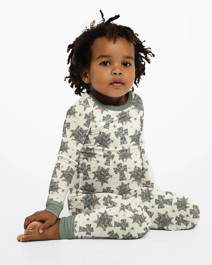 Zweiteiliges Langarm-Pyjama-Set mit Sommerfrüchten