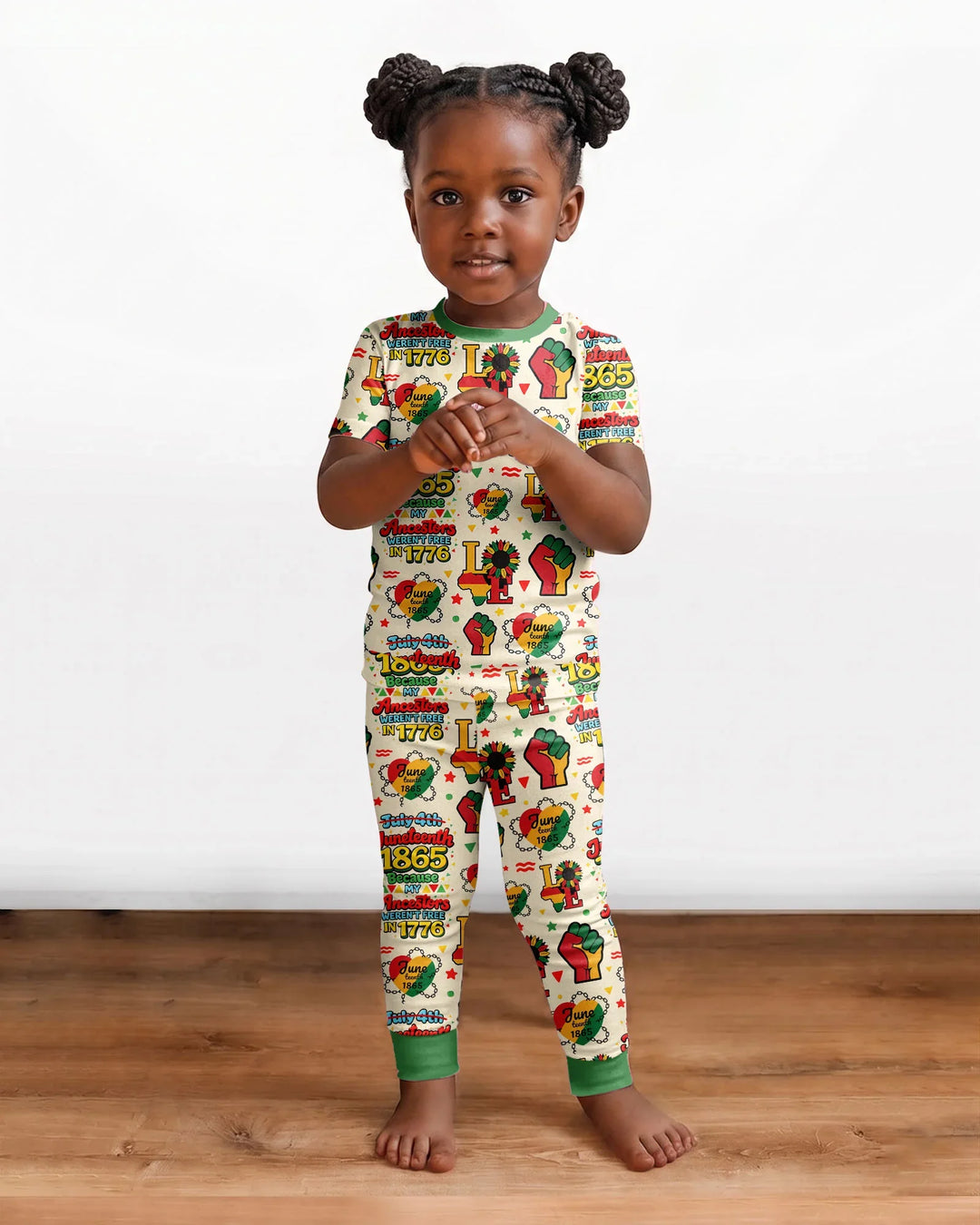 Zweiteiliges, kurzärmliges Pyjama-Set mit Marienkäfern