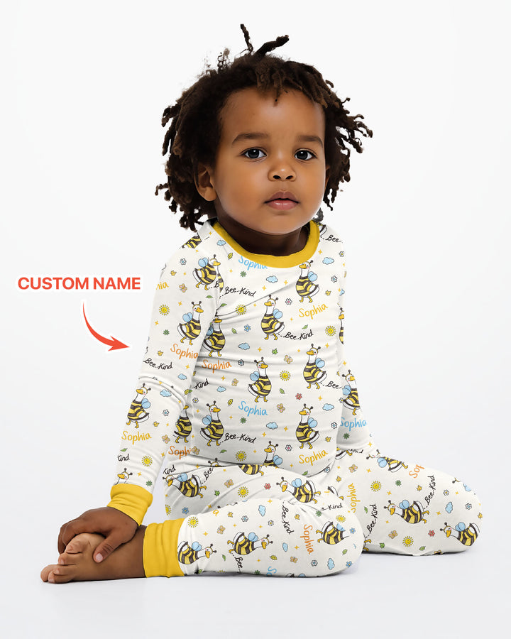 Zweiteiliges Langarm-Pyjama-Set mit Sommerfrüchten
