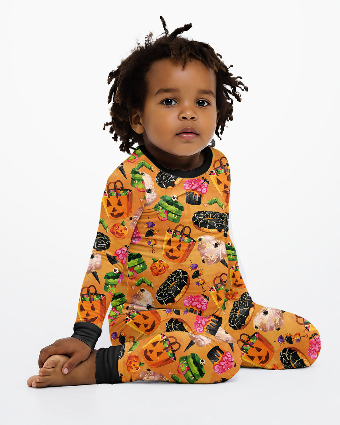 Zweiteiliges Langarm-Pyjama-Set mit Sommerfrüchten
