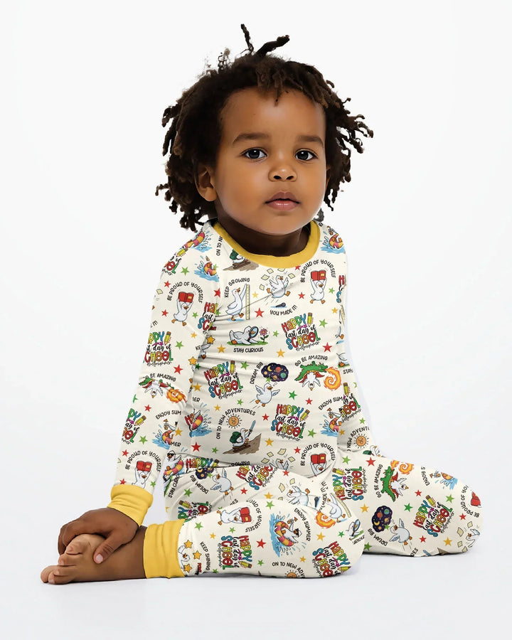 Zweiteiliges Langarm-Pyjama-Set mit Sommerfrüchten