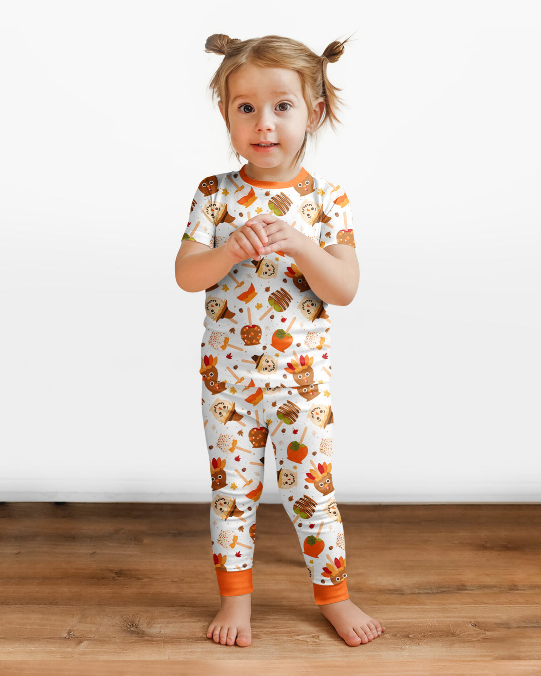 Zweiteiliges, kurzärmliges Pyjama-Set mit Marienkäfern