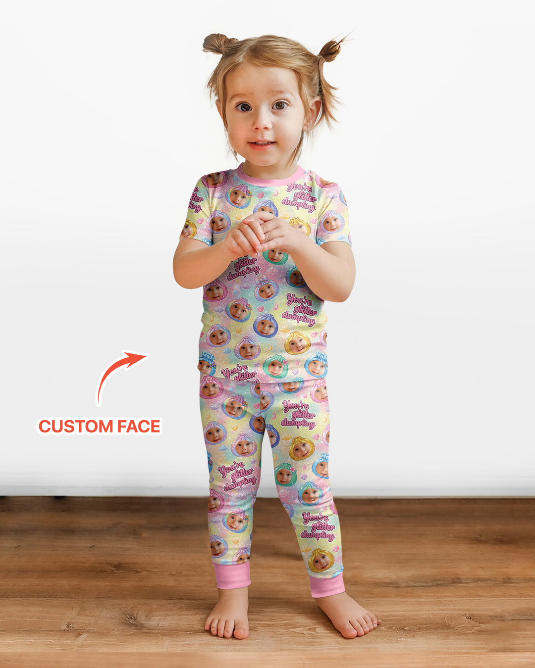 Zweiteiliges, kurzärmliges Pyjama-Set mit Marienkäfern