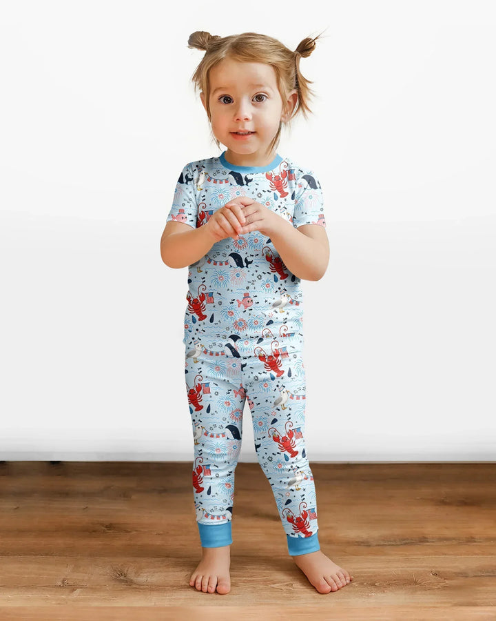 Zweiteiliges, kurzärmliges Pyjama-Set mit Marienkäfern