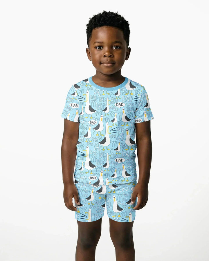Template Zweiteiliges Pyjama-Set mit kurzen Ärmeln und Shorts