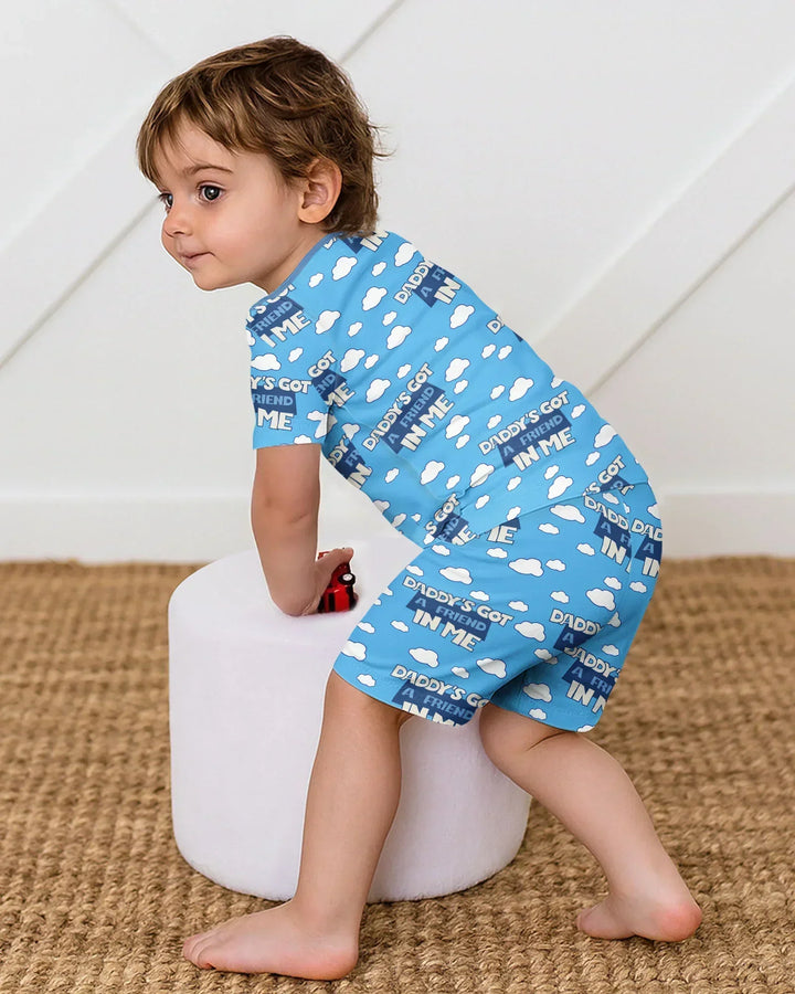 Template Zweiteiliges Pyjama-Set mit kurzen Ärmeln und Shorts