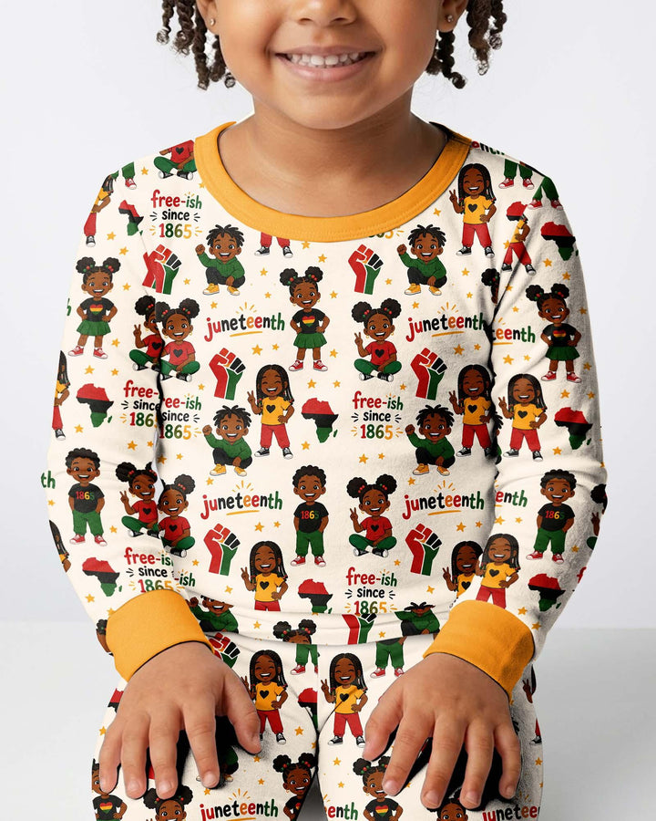 Zweiteiliges Langarm-Pyjama-Set mit Sommerfrüchten