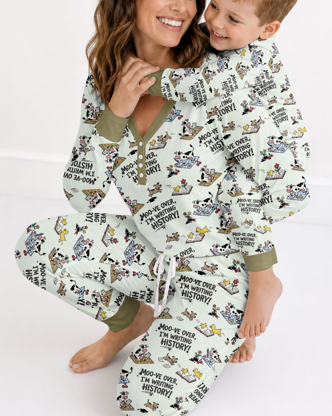Writing Moo History Bamboo Women Pajama Set