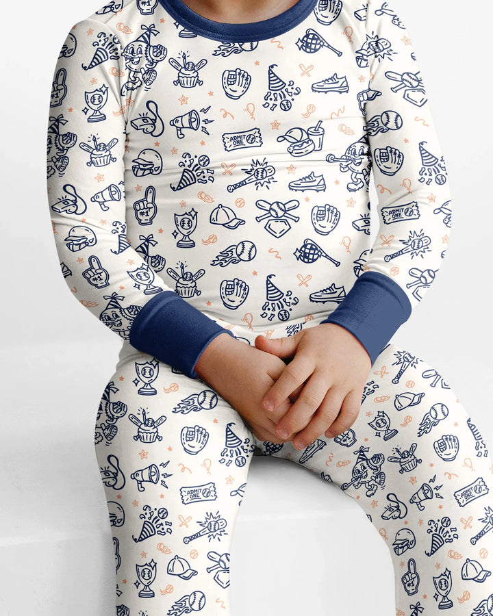 Zweiteiliges Langarm-Pyjama-Set mit Sommerfrüchten