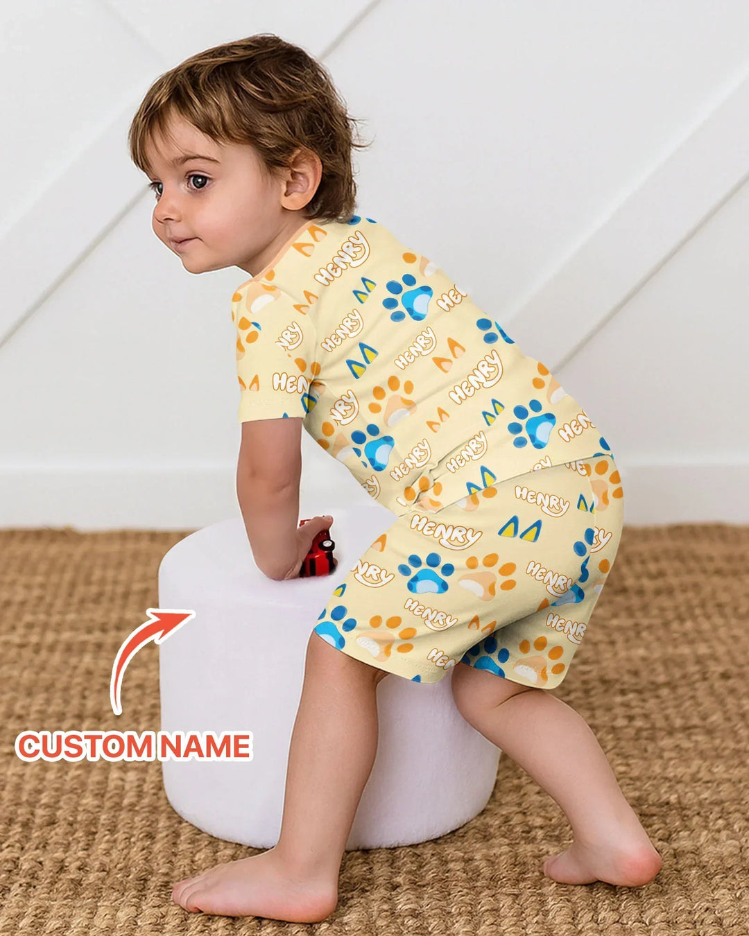 Zweiteiliges Pyjama-Set mit kurzen Ärmeln und Shorts im Sommer-Design