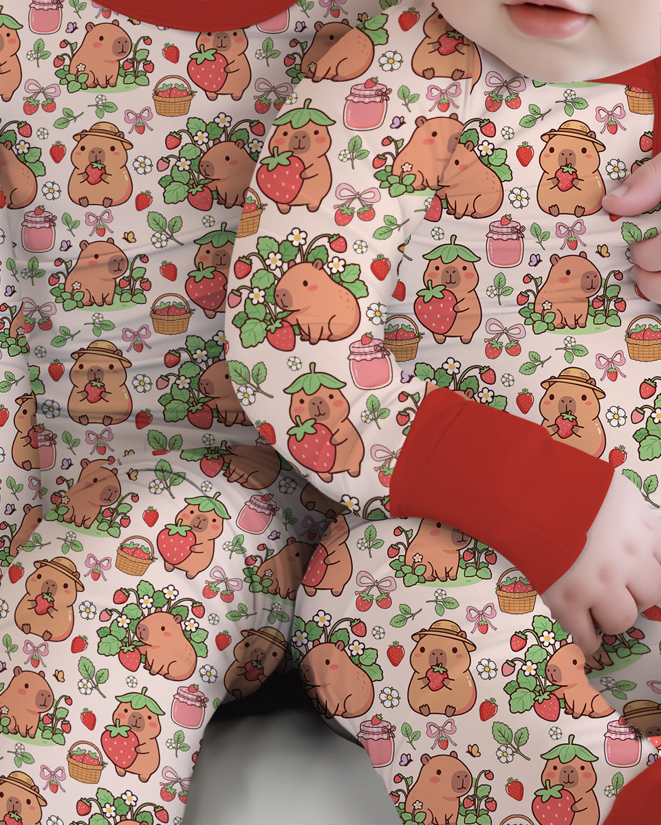 Capybara Strawberry Bamboo Convertible Zippy