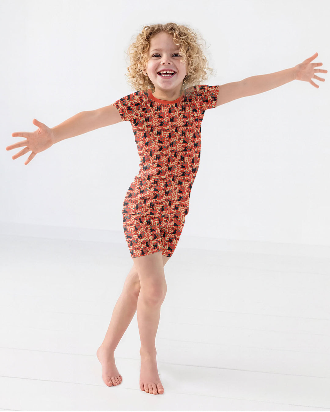 Black Cat Ditsy Bamboo Two Piece Short Sleeve Shorts Pajama Set