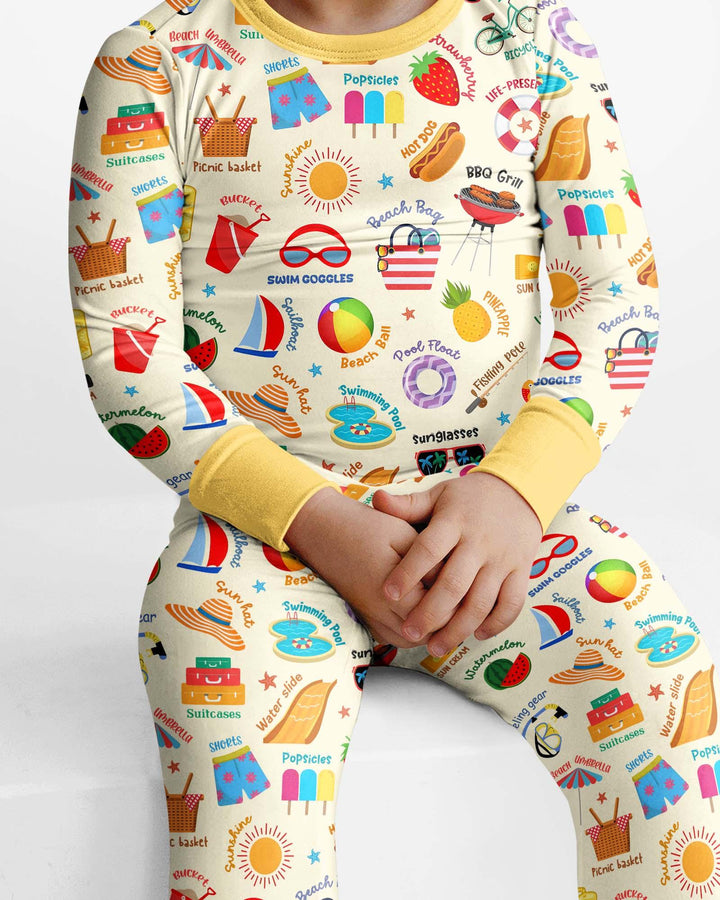 Zweiteiliges Langarm-Pyjama-Set mit Sommerfrüchten