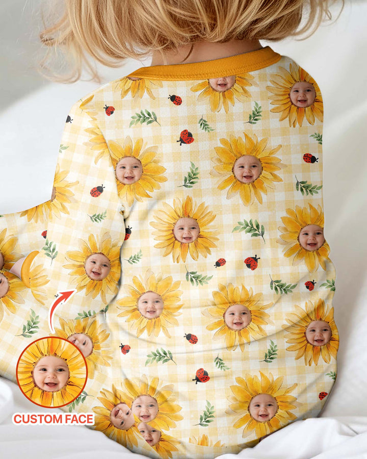 Gerippte Babykleidung mit individuellem Foto - Weich &amp; Skizzenhaft
