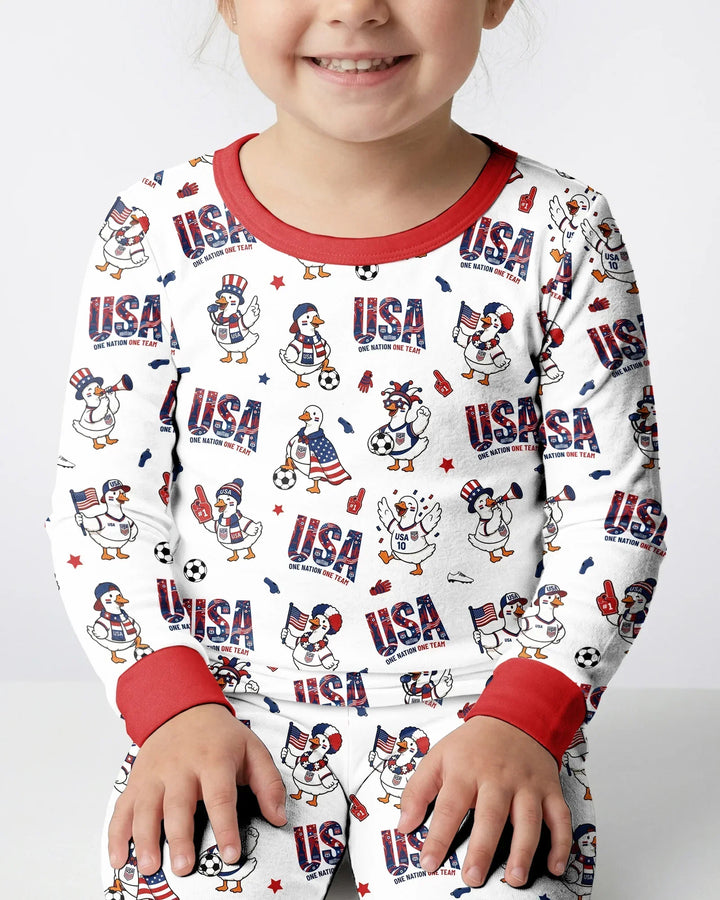 Zweiteiliges Langarm-Pyjama-Set mit Sommerfrüchten