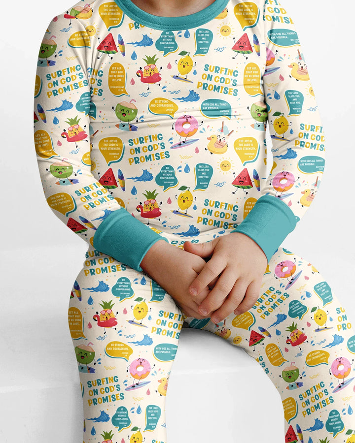 Zweiteiliges Langarm-Pyjama-Set mit Sommerfrüchten