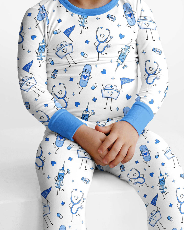 Zweiteiliges Langarm-Pyjama-Set mit Sommerfrüchten