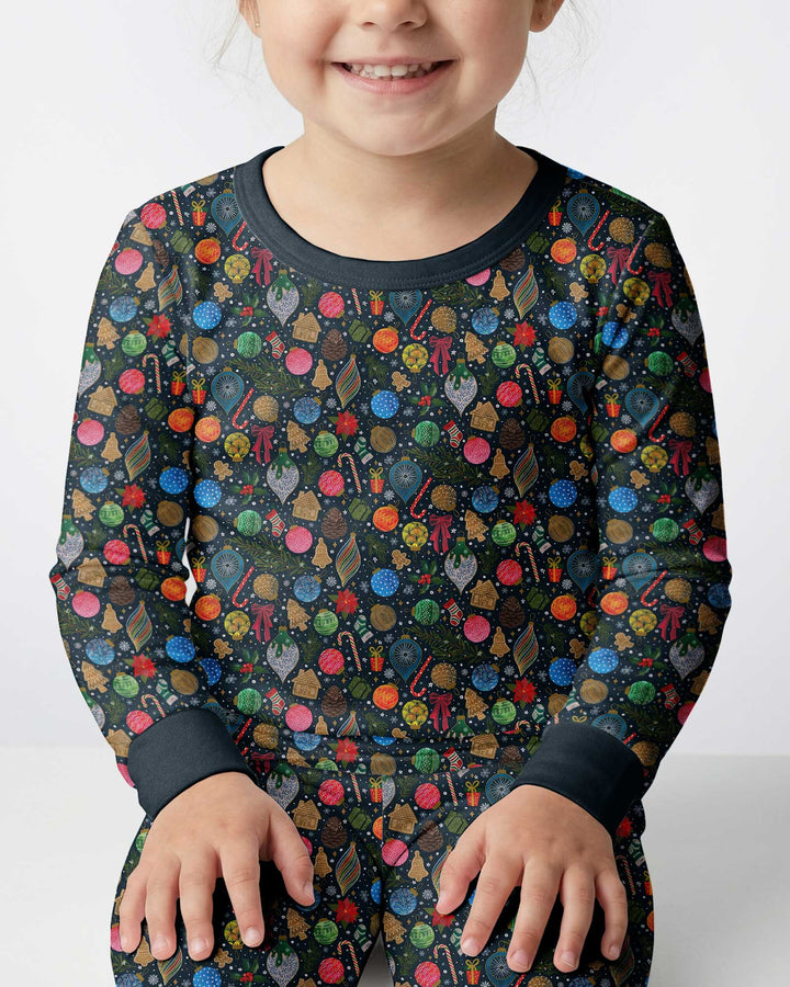 Holiday Ditsy Bamboo Two Piece Long Sleeve Pajama Set