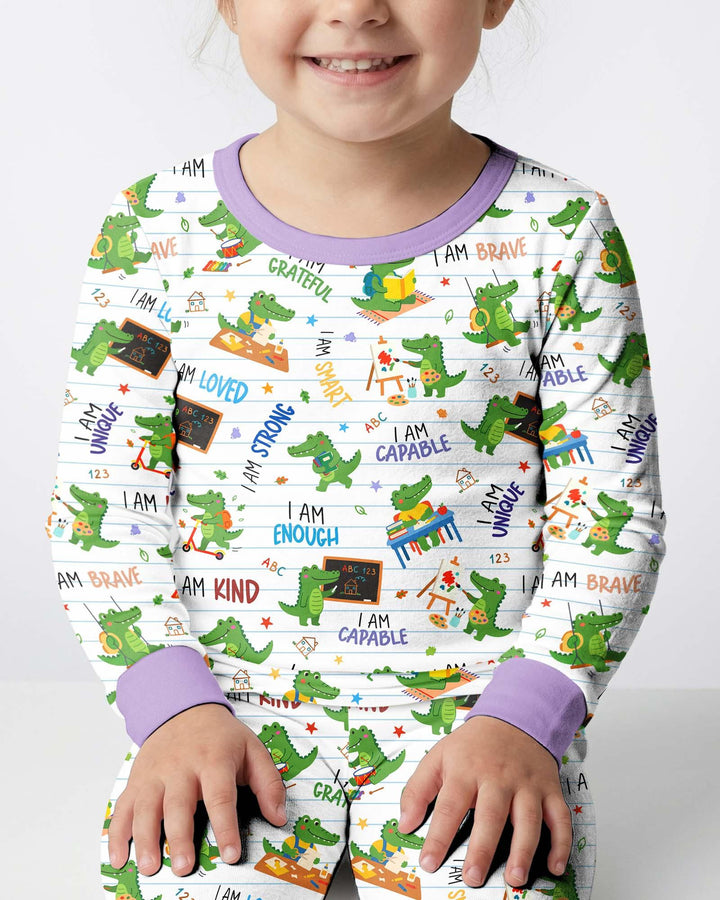 Zweiteiliges Langarm-Pyjama-Set mit Sommerfrüchten