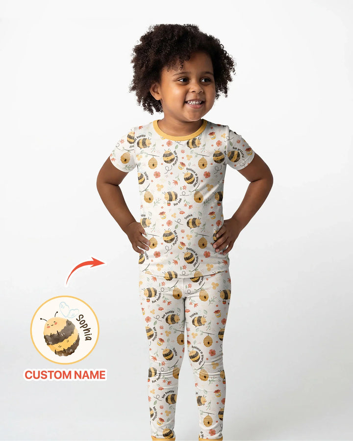 Zweiteiliges, kurzärmliges Pyjama-Set mit Marienkäfern
