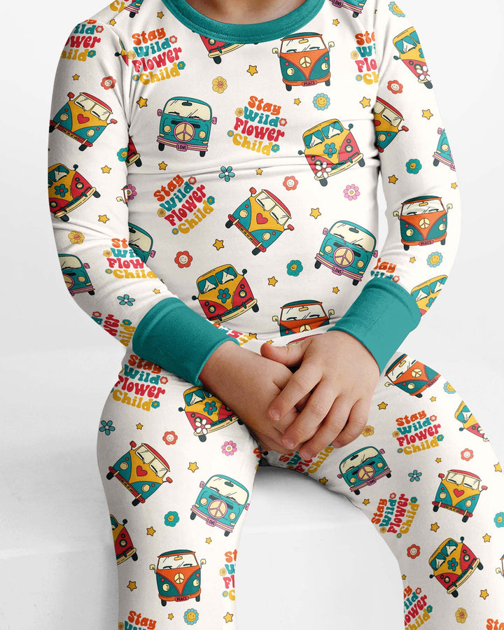Zweiteiliges Langarm-Pyjama-Set mit Sommerfrüchten