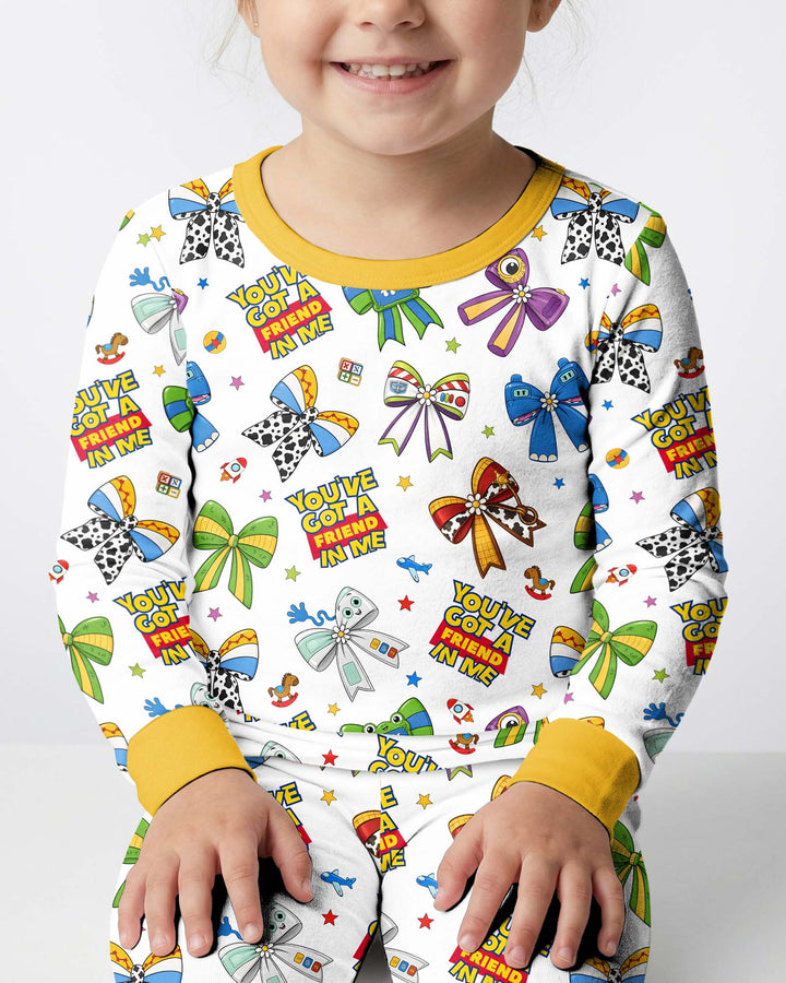 Zweiteiliges Langarm-Pyjama-Set mit Sommerfrüchten