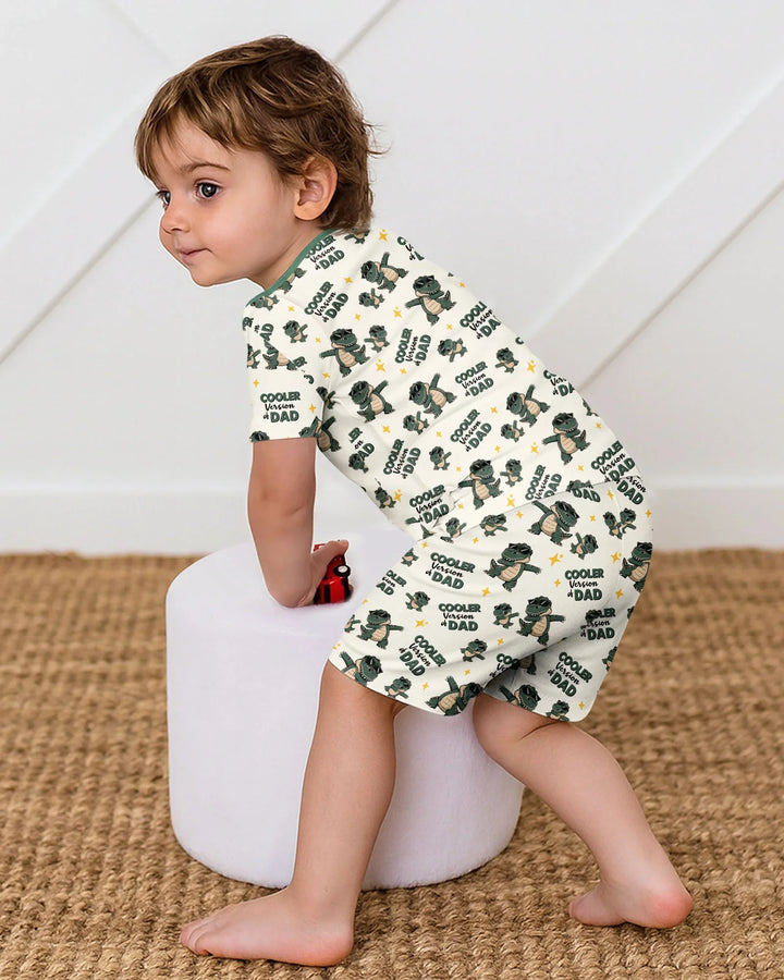 Zweiteiliges Pyjama-Set mit kurzen Ärmeln und Shorts im Sommer-Design