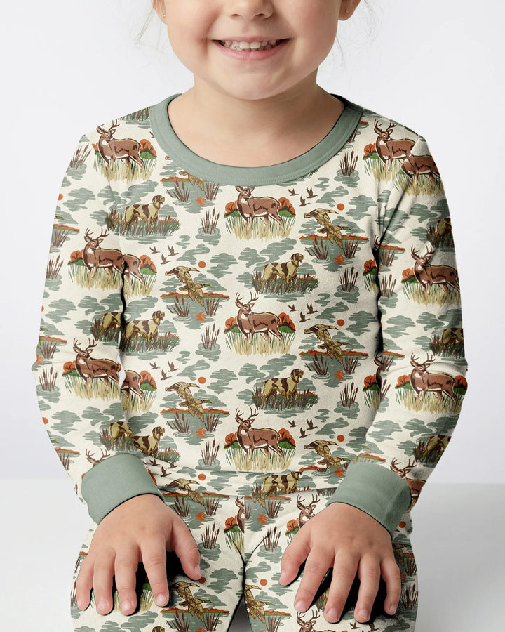 Zweiteiliges Langarm-Pyjama-Set mit Sommerfrüchten