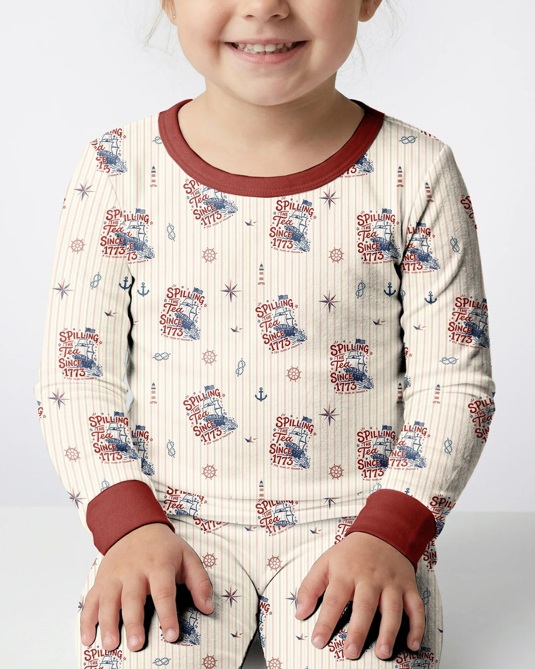 Zweiteiliges Langarm-Pyjama-Set mit Sommerfrüchten