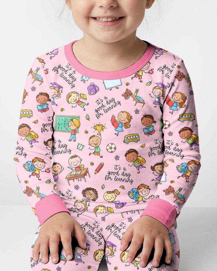 Zweiteiliges Langarm-Pyjama-Set mit Sommerfrüchten