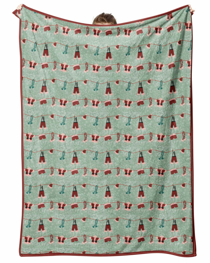 Santa In The Snow Bamboo Blanket