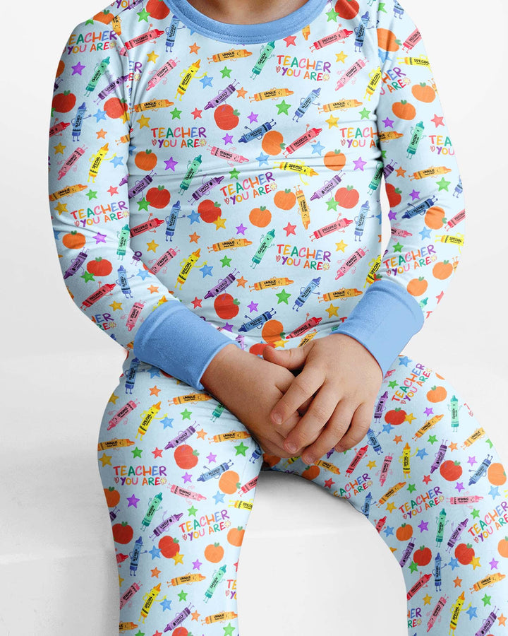 Zweiteiliges Langarm-Pyjama-Set mit Sommerfrüchten