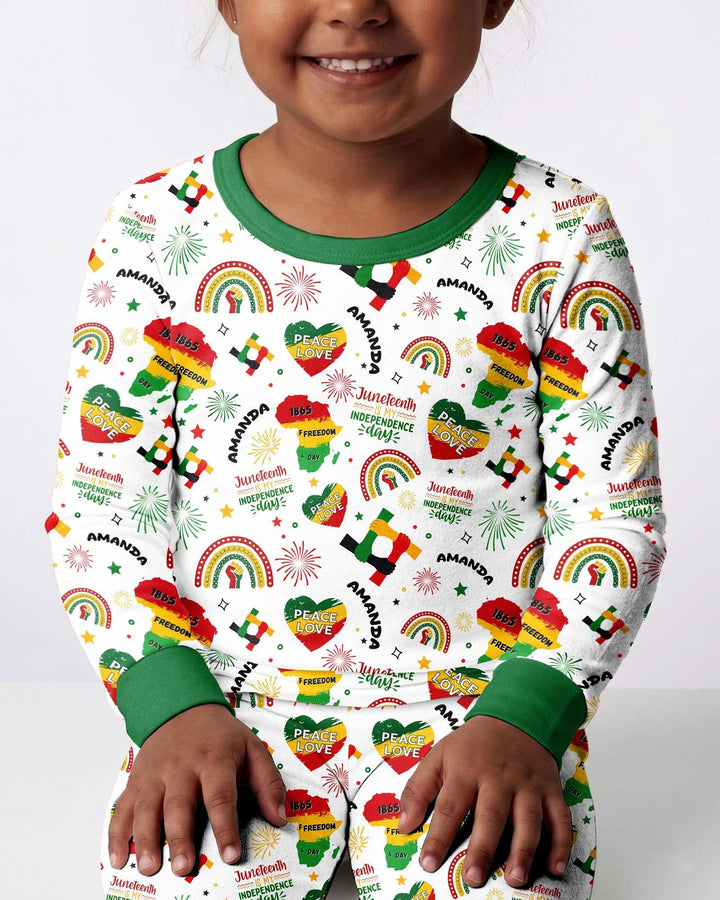 Zweiteiliges Langarm-Pyjama-Set mit Sommerfrüchten