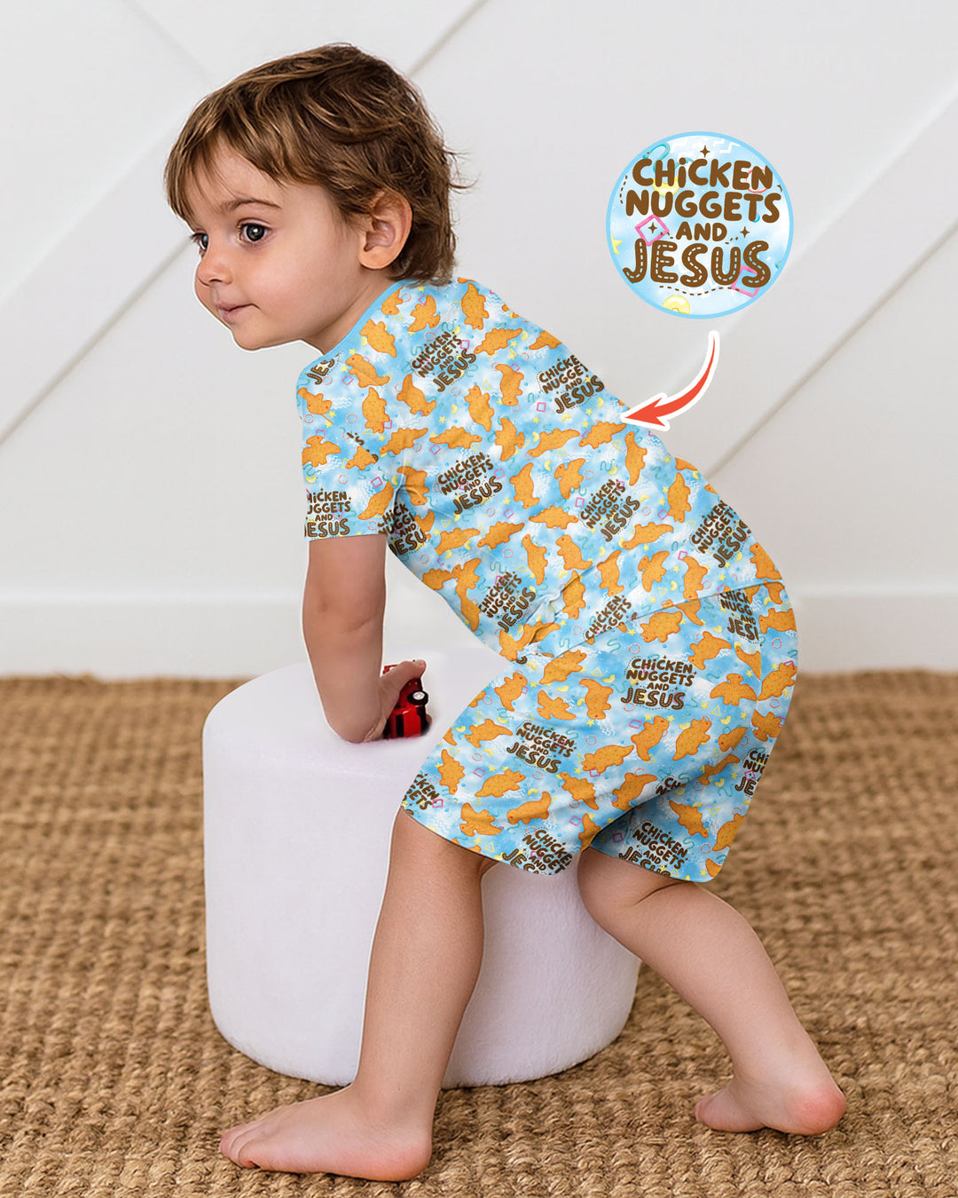 Template Zweiteiliges Pyjama-Set mit kurzen Ärmeln und Shorts
