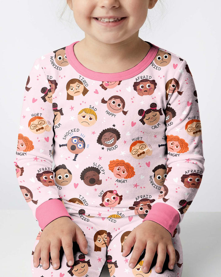 Zweiteiliges Langarm-Pyjama-Set mit Sommerfrüchten