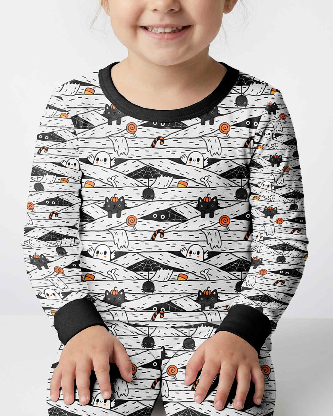 Zweiteiliges Langarm-Pyjama-Set mit Sommerfrüchten