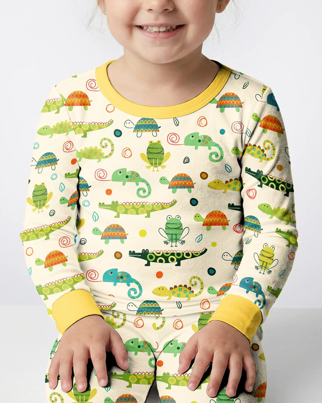 Zweiteiliges Langarm-Pyjama-Set mit Sommerfrüchten