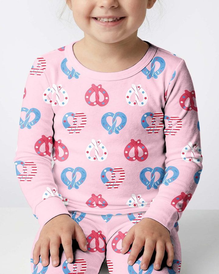 Zweiteiliges Langarm-Pyjama-Set mit Sommerfrüchten