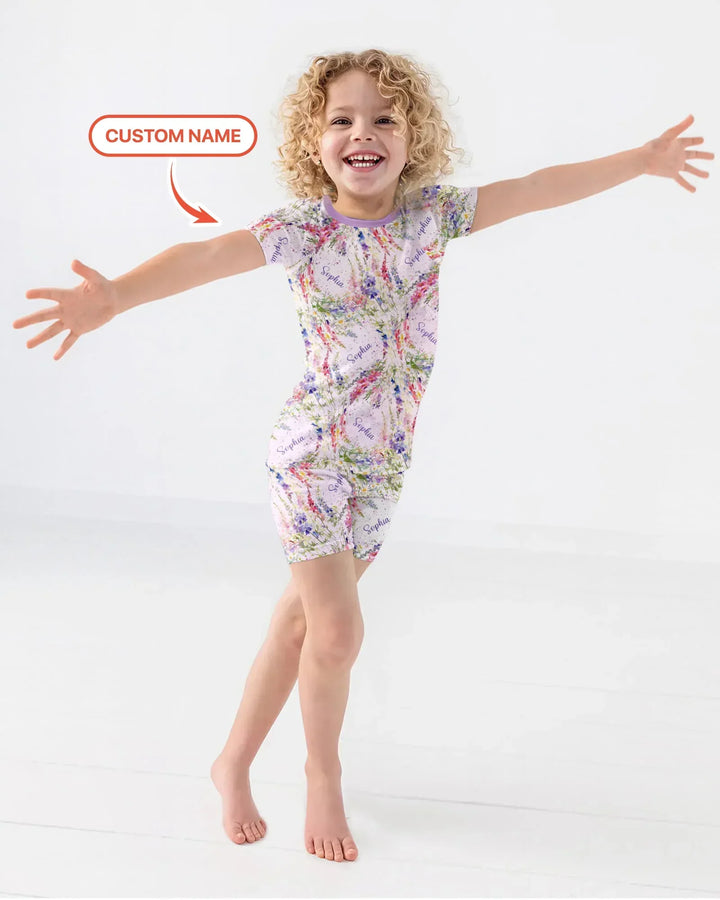 Zweiteiliges Pyjama-Set mit kurzen Ärmeln und Shorts im Sommer-Design