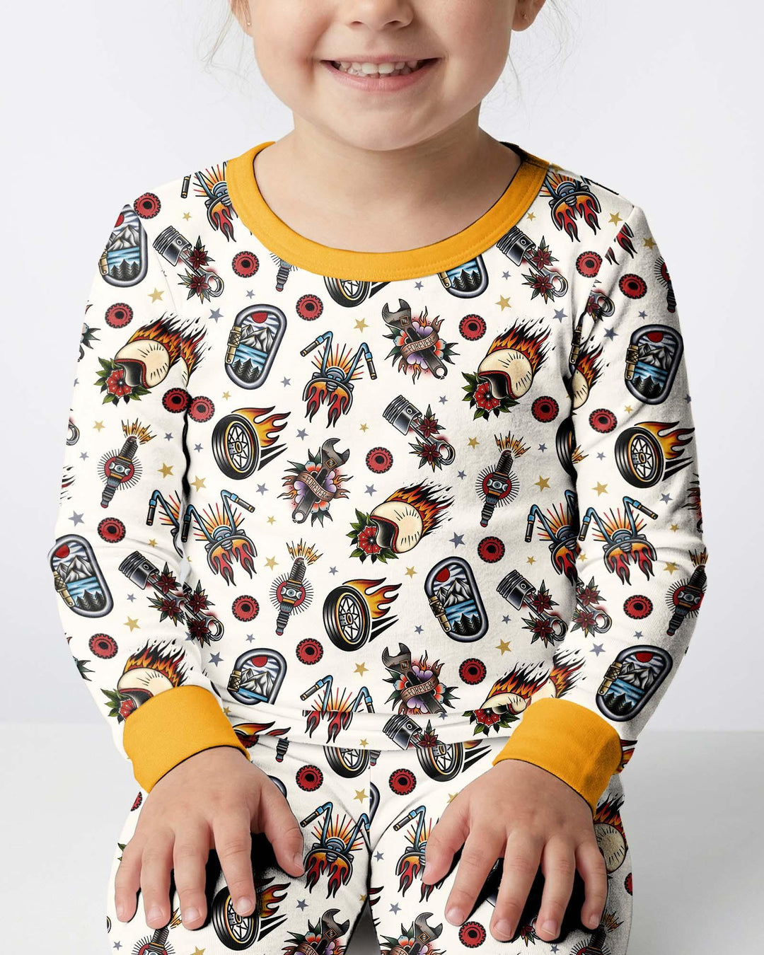 Zweiteiliges Langarm-Pyjama-Set mit Sommerfrüchten