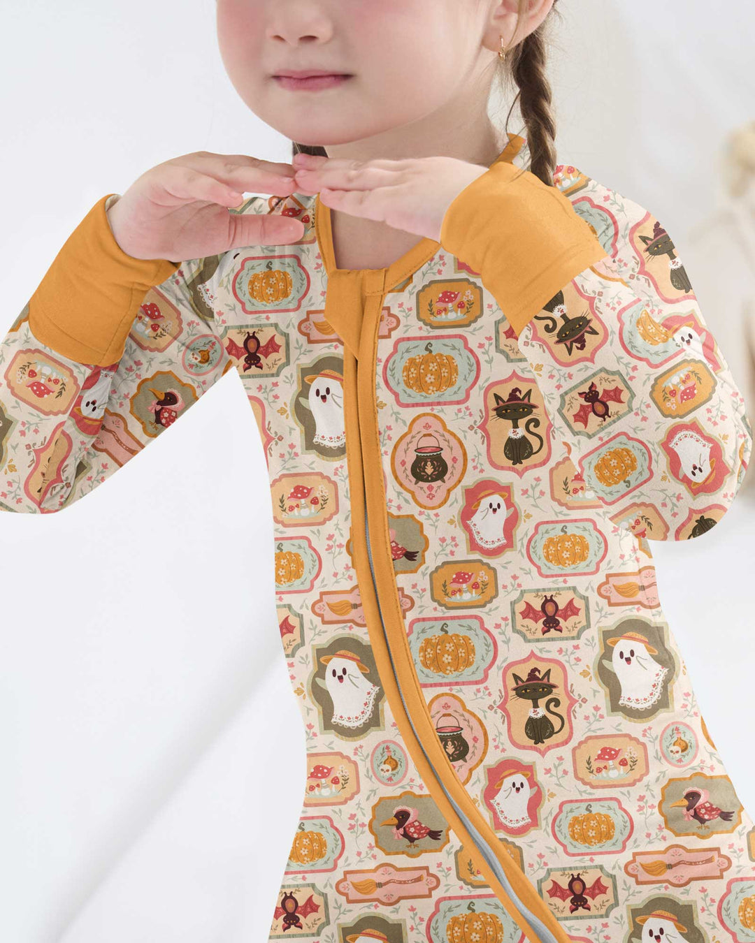 Cute Vintage Magical Cottage Style Halloween Bamboo Convertible Zippy