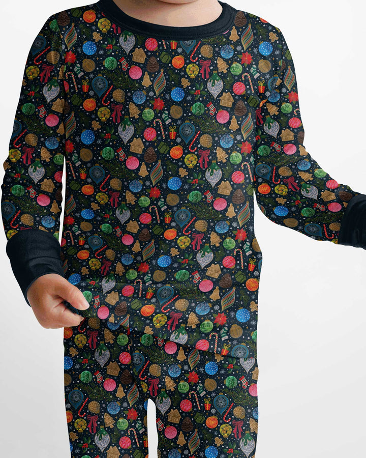Holiday Ditsy Bamboo Two Piece Long Sleeve Pajama Set