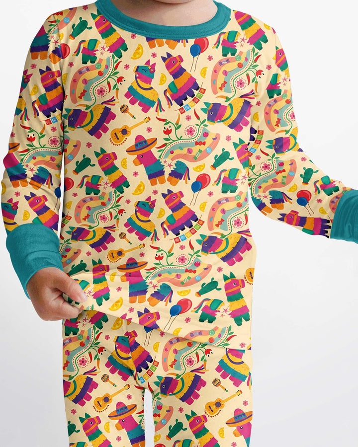 Zweiteiliges Langarm-Pyjama-Set mit Sommerfrüchten