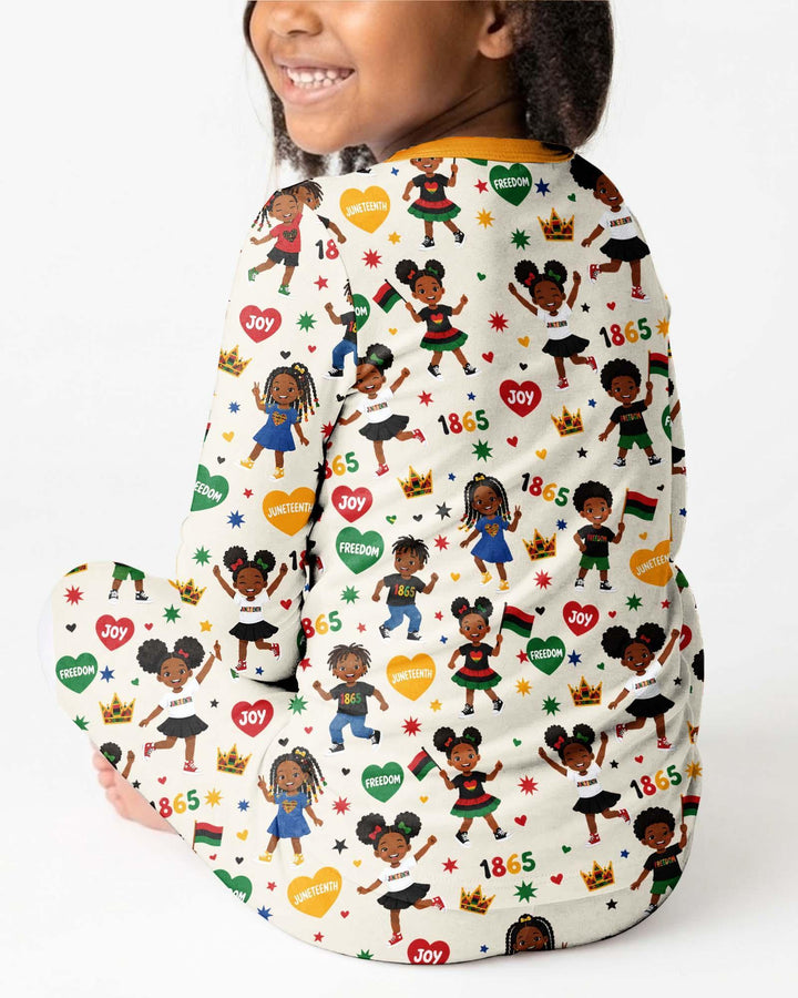 Zweiteiliges Langarm-Pyjama-Set mit Sommerfrüchten